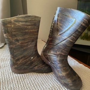 Skeeper Rain Boots (US 1/EUR 32)